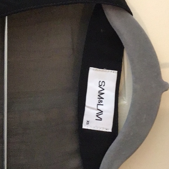 Sam and Lavi embroidered top-NWT - Picture 5 of 7